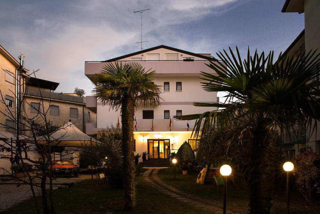 Albergo Ridente Jesolo Extérieur photo